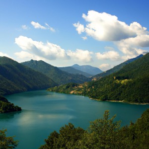 Lake Ledro: a natural jewel to discover