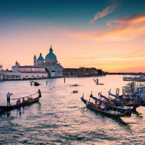 How to Organize a Gondola Ride in Venice