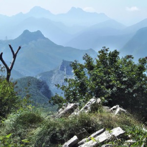 Trekking experiences in the Apuan Mountains